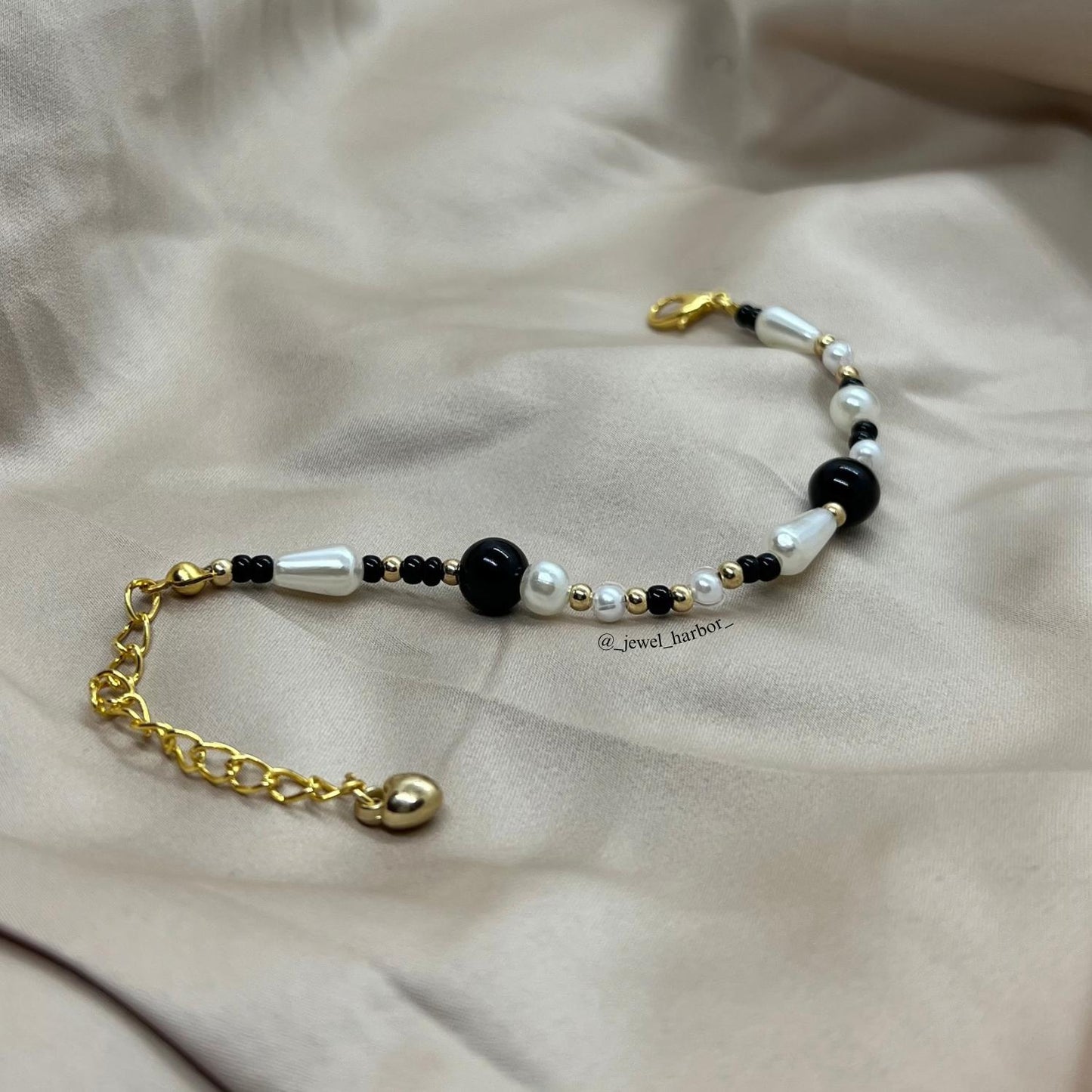 Ophelia Black
