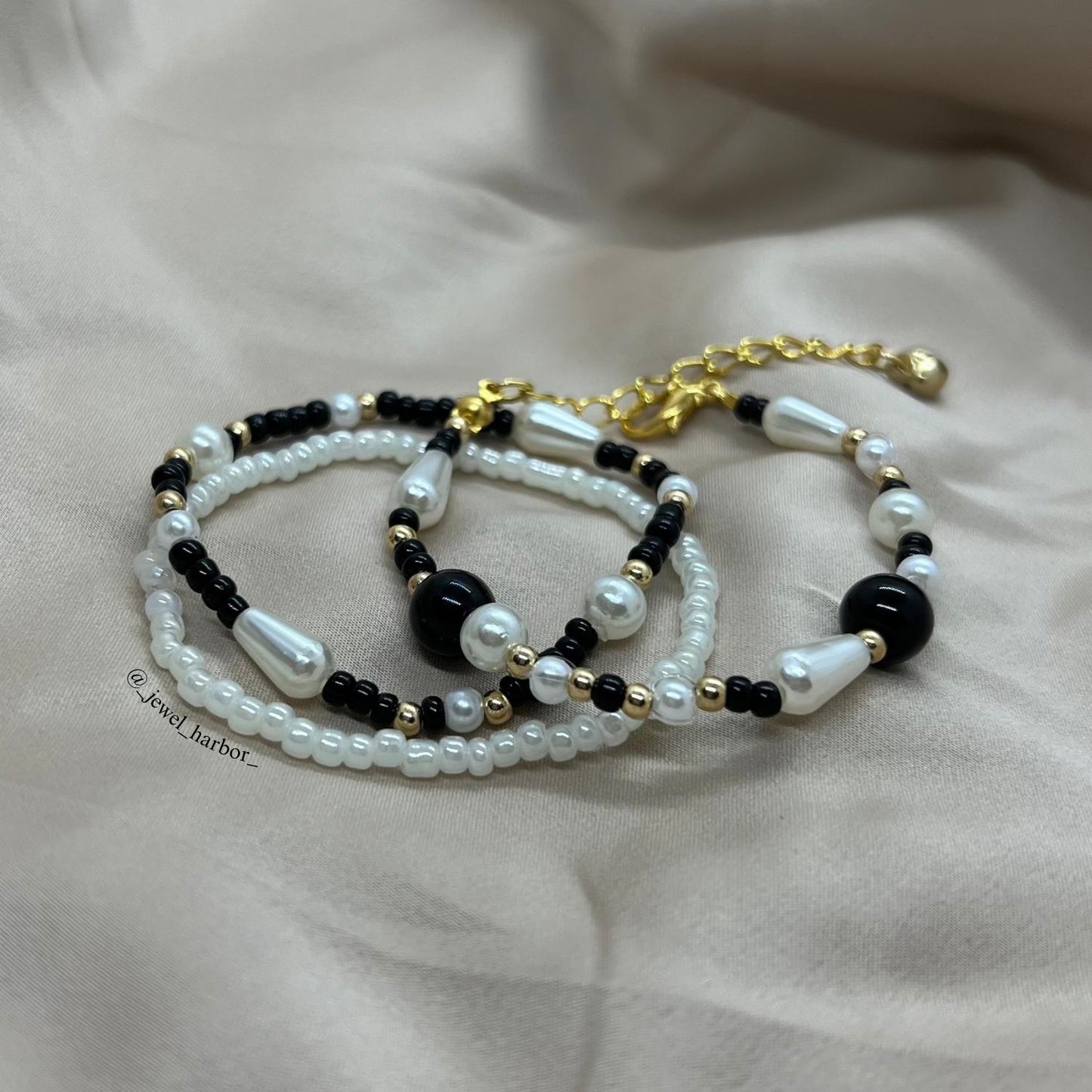 Ophelia Black